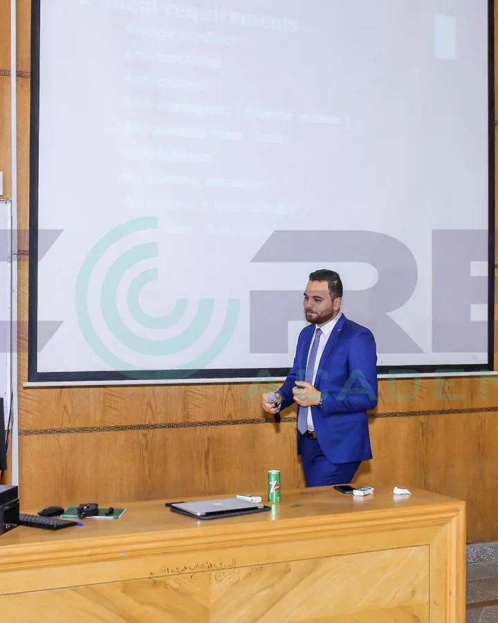 د. عمار يحاضر في المؤتمرات العلمية 1